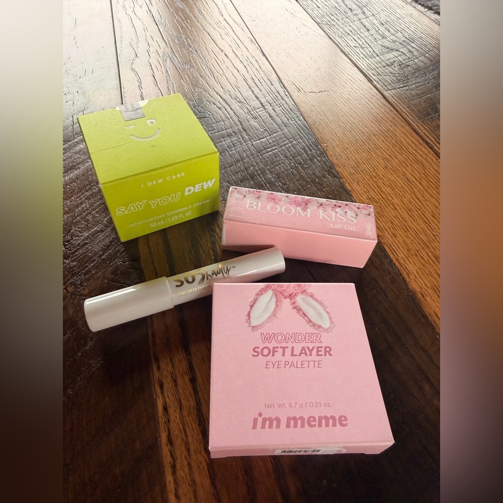 K-beauty Bundle Lot Of 4- I’m Meme-Miss Lil-I Dew Care-Belle Beauty*** Cosmetics